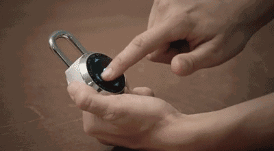 1600萬種密碼組合，科技感十足的觸控密碼鎖